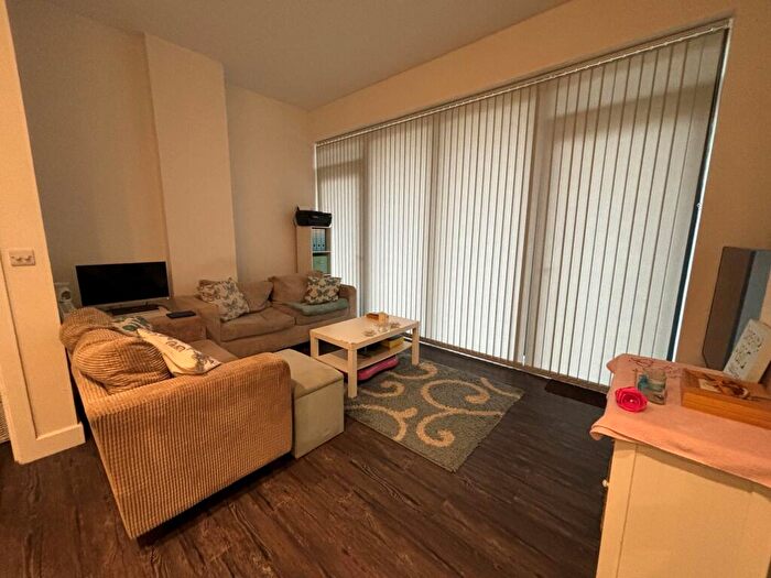1 Bedroom Flat To Rent In Skyline, The Causeway, Worthing, BN12