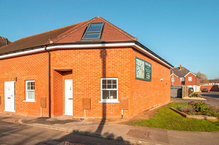 2 Bedroom End Of Terrace House To Rent In Apex Cottage, Main Road, Edenbridge, TN8