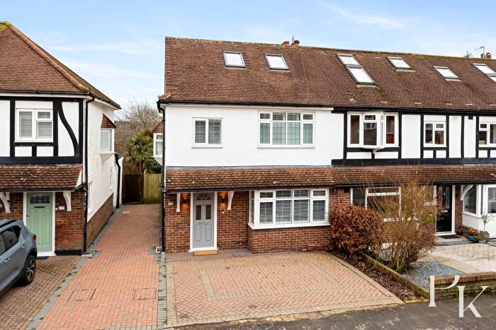 3 Bedroom House For Sale In Elm Drive, Hove, BN3