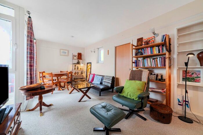 1 Bedroom Flat To Rent In Portland Street, London, SE17