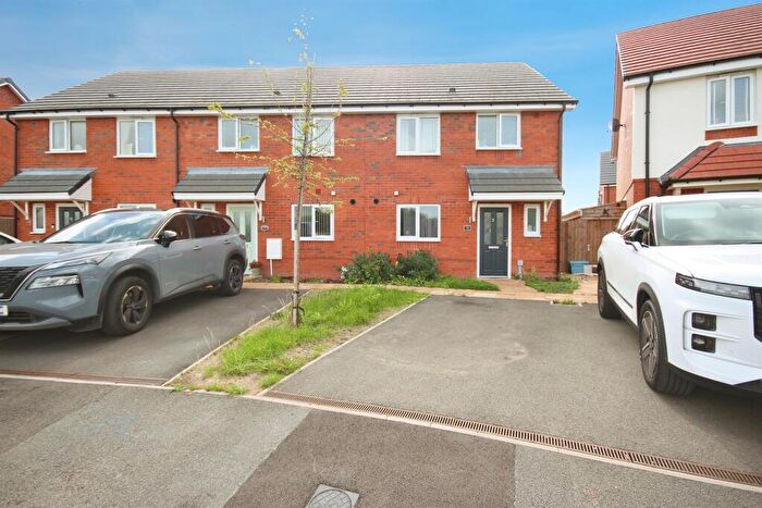 3 Bedroom End Of Terrace House For Sale In Hindhead Drive, Longford, Coventry, CV6