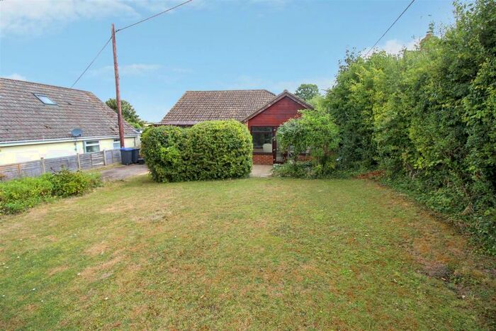 3 Bedroom Detached Bungalow For Sale In East Gomeldon Road, Gomeldon, Salisbury, SP4