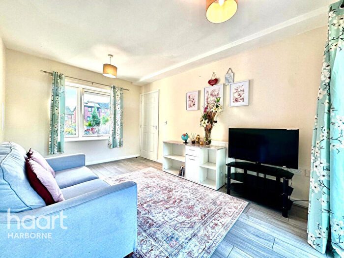 3 Bedroom Semi-Detached House To Rent In Cornfield Drive, Bartley Green, B31