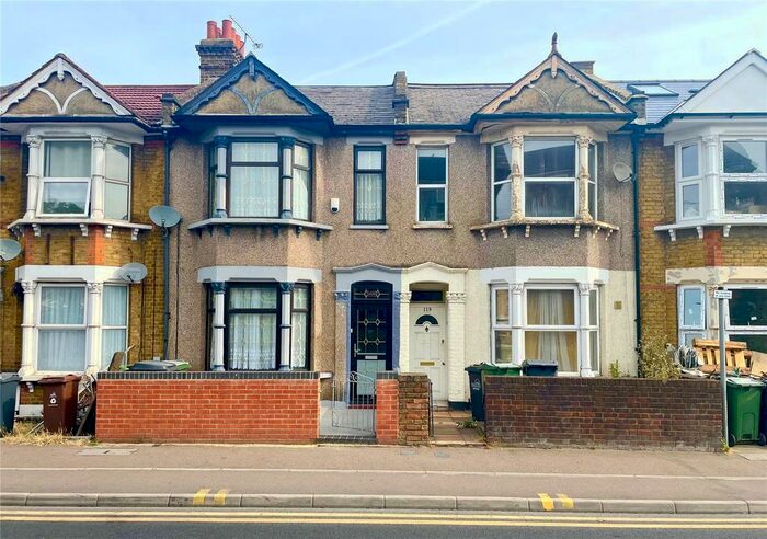 2 Bedroom Flat To Rent In Forest Road, Walthamstow, London, E17