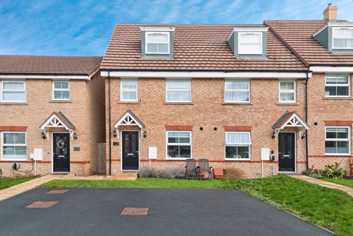 3 Bedroom End Terrace House For Sale In Morse End, Leighton Buzzard, LU7