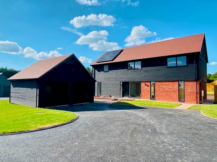 4 Bedroom Detached House For Sale In Burghill, Hereford, HR4