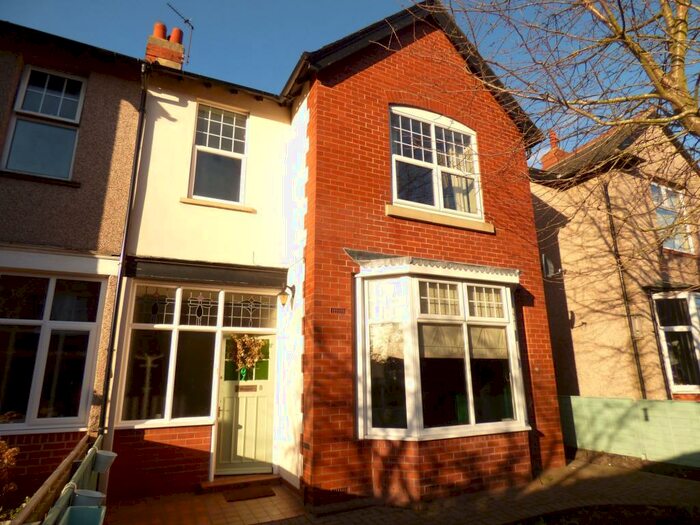 4 Bedroom Semi-Detached House To Rent In Connaught Gardens, Forest Hall, Newcastle Upon Tyne, Tyne And Wear, NE12