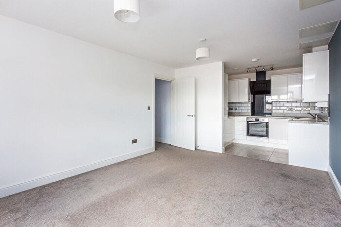1 Bedroom Apartment For Sale In Station Road, Rushden, NN10