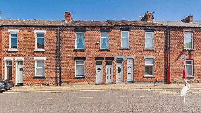 2 Bedroom Flat For Sale In Gladstone Street, Roker, Sunderland, SR6