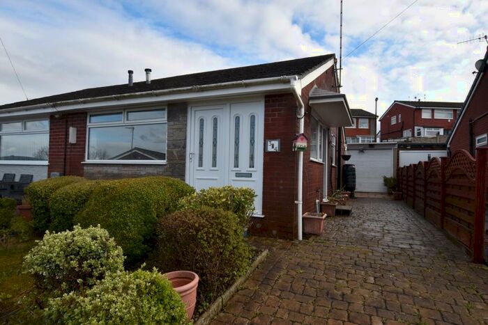 2 Bedroom Semi-Detached Bungalow To Rent In Ottershaw Gardens, Blackburn, BB1