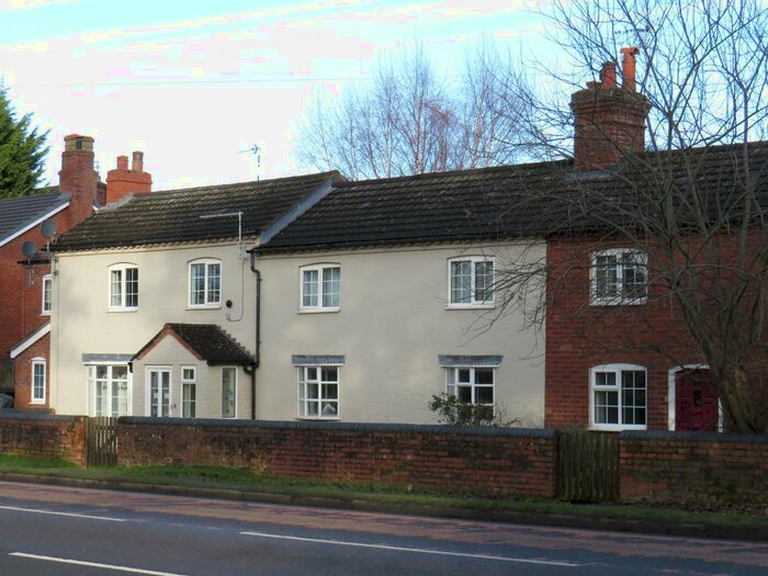 2 Bedroom House To Rent In Laurels Crescent, Balsall Common, Coventry, CV7