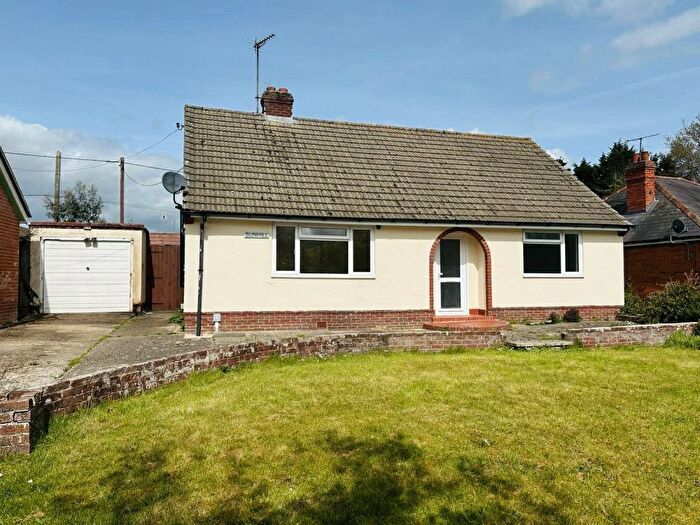 2 Bedroom Detached Bungalow For Sale In Sunhill, Orchard Close, Hermitage, RG18