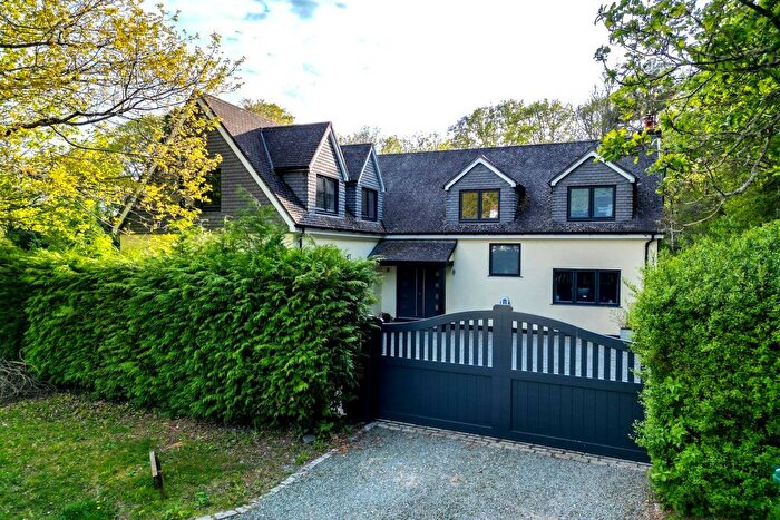 4 Bedroom Detached House For Sale In Durfold Wood, Billingshurst, RH14