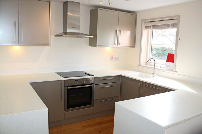 2 Bedroom Apartment To Rent In Kendrick Road, Reading, Berkshire, RG1
