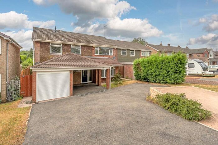 4 Bedroom Detached House For Sale In High Park Crescent, Sedgley, DY3