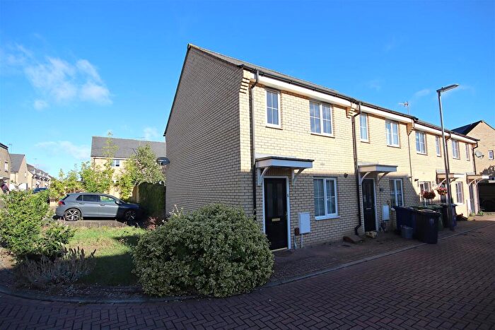 2 Bedroom End Of Terrace House To Rent In Wellbrook Way, Cambridge, CB3