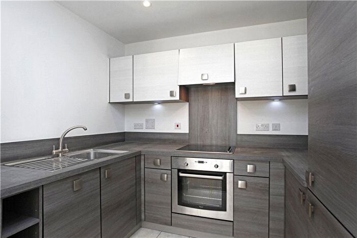 1 Bedroom Flat For Sale In Nelson Walk, Bromley By Bow, E3