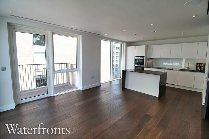 2 Bedroom Flat To Rent In Lockgate Road, London, SW6