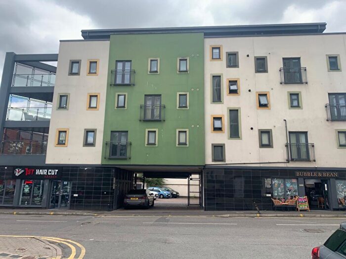 2 Bedroom Apartment To Rent In Southbank Court, Pavilion Road, NG2