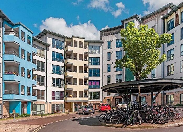 2 Bedroom Flat To Rent In , Dock Street, Edinburgh, EH6
