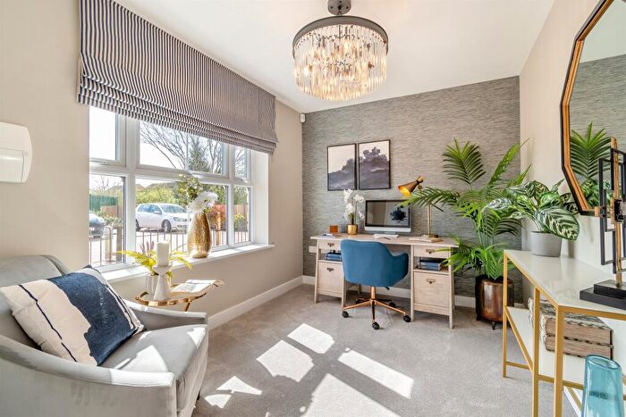 4 Bedroom Detached House For Sale In Bourne Road, Colsterworth, Grantham, NG33