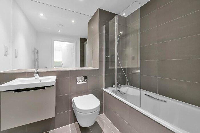 1 Bedroom Flat To Rent In The Residences Croydon, Edridge Road, London, CR0