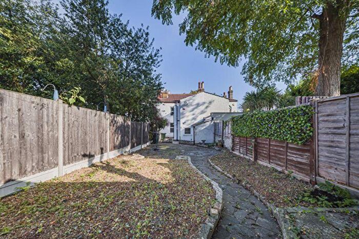 4 Bedroom Terraced House For Sale In Alma Road, Sidcup, DA14