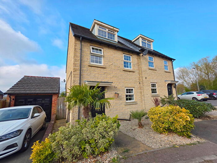 3 Bedroom Semi-Detached House For Sale In Stockwell Court, Woolley Grange, Barnsley, S75