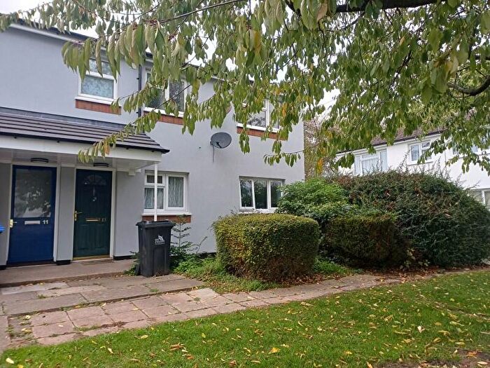 1 Bedroom Flat For Sale In St. Chads Walk South, Grimsby, Lincolnshire., DN37