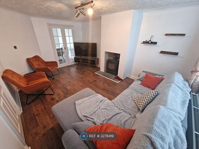 4 Bedroom Detached House To Rent In Sundew Close, Bedford, MK42