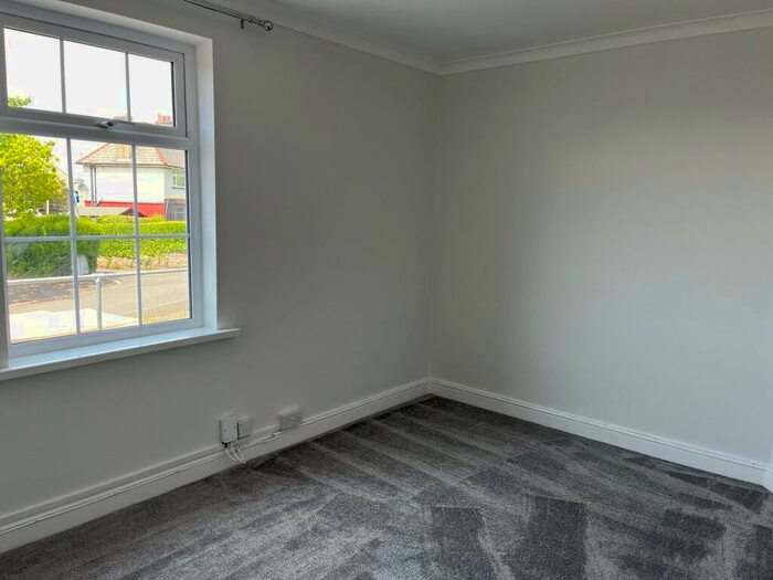 4 Bedroom Semi-Detached House To Rent In Ronald Road, Newport, NP19