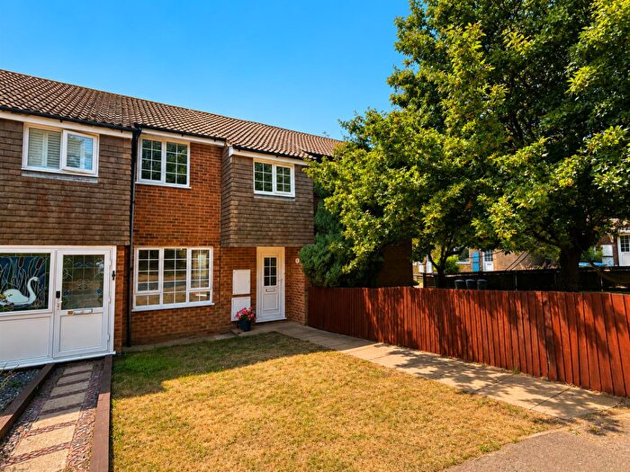2 Bedroom Terraced House For Sale In Pelham Rise, Peacehaven, BN10