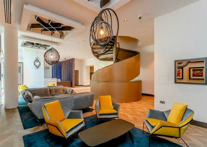 Apartment To Rent In The Priory Queensway, Birmingham, B4