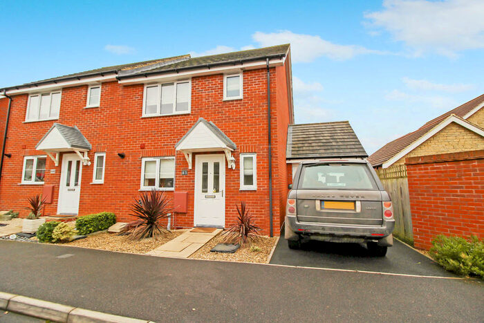 3 Bedroom Semi-Detached House To Rent In Charlesby Drive, Watchfield, Swindon, SN6