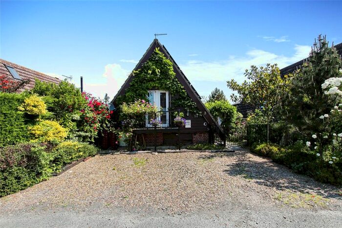 2 Bedroom Bungalow For Sale In Fen Bank, Isleham, Ely, Suffolk, CB7
