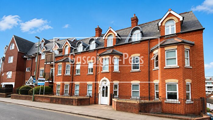 2 Bedroom Apartment To Rent In Sydenham Road, Guildford, GU1