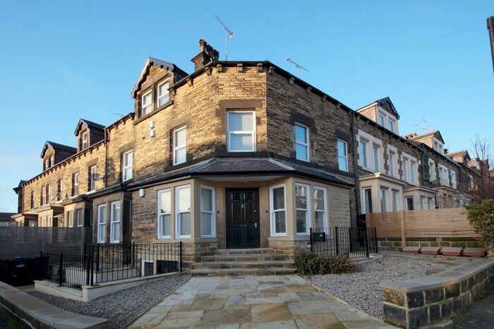 2 Bedroom Ground Flat To Rent In Mayfield Grove, Harrogate, HG1