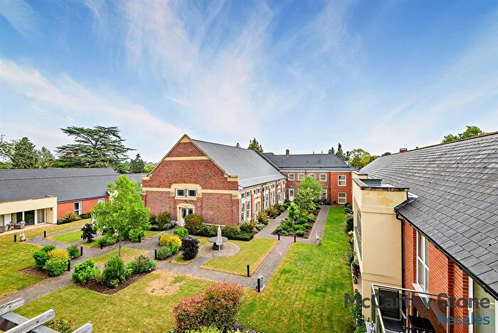 1 Bedroom Flat For Sale In Francis Court, Barbourne Road, Worcester, WR1