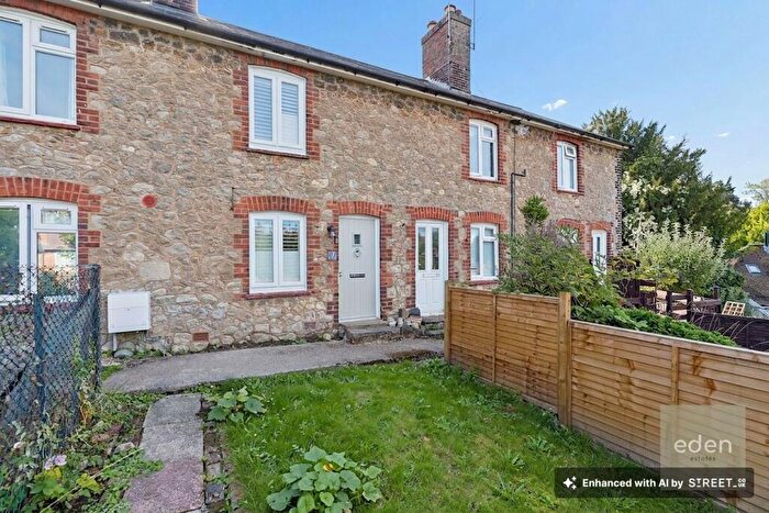 2 Bedroom Terraced House For Sale In The Rocks Road, East Malling, ME19