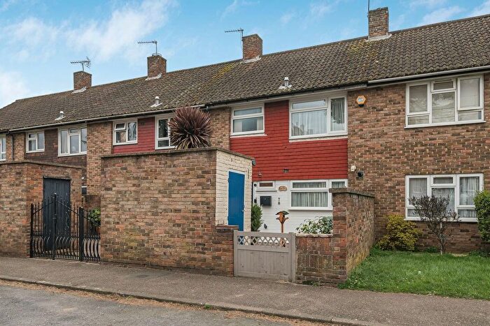 3 Bedroom Terraced House For Sale In Normanhurst, Ashford, TW15