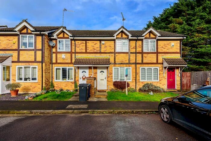 3 Bedroom Terraced House For Sale In High Wycombe, Buckinghamshire, HP11