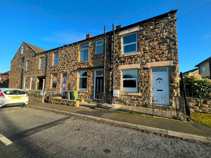 1 Bedroom End Of Terrace House To Rent In Carlinghow Lane, Batley, WF17