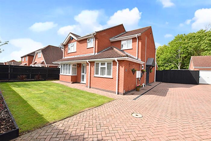 4 Bedroom Detached House For Sale In Oderin Drive, New Waltham, Grimsby, DN36