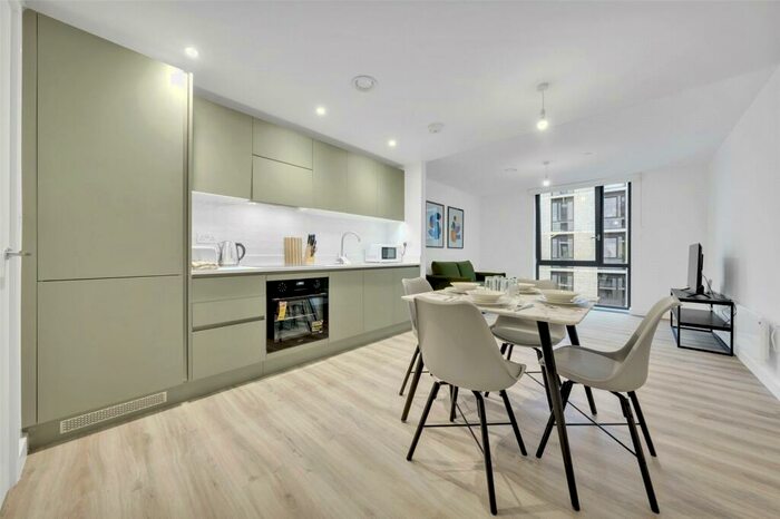 1 Bedroom Apartment To Rent In Calibra Court, Kimpton Road, Luton, LU2