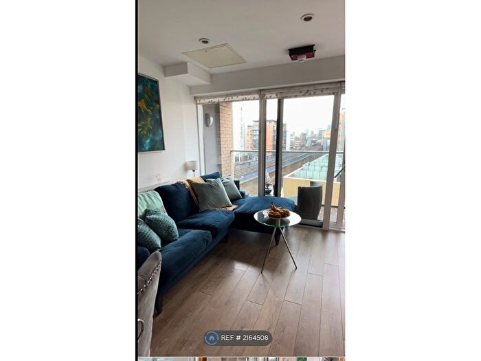 1 Bedroom Flat To Rent In Limeview Apts, London, E14