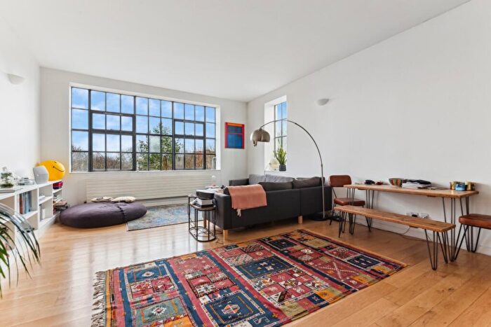 2 Bedroom Flat To Rent In Eclipse Building, Laycock Street, London, N1