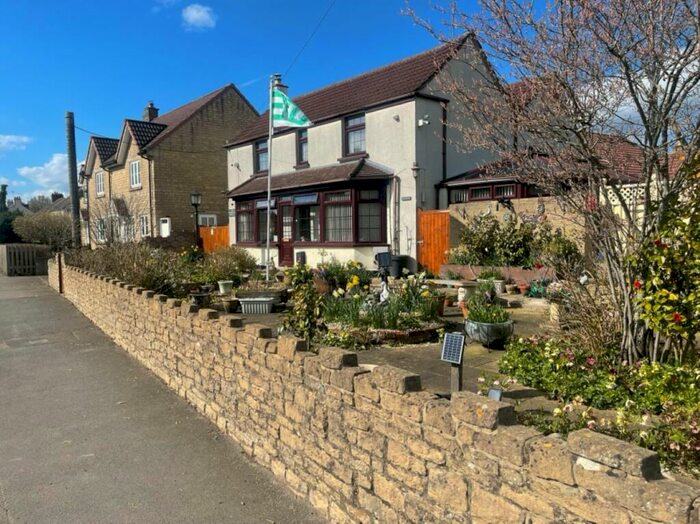 4 Bedroom Detached House For Sale In The Street, Brinkworth, Chippenham, SN15