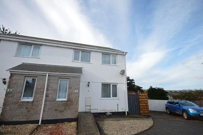 3 Bedroom Property To Rent In North Country, North Country, TR16