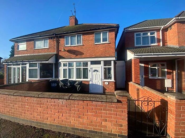 3 Bedroom Semi Detached House For Sale In Averil Road, Leicester, LE5
