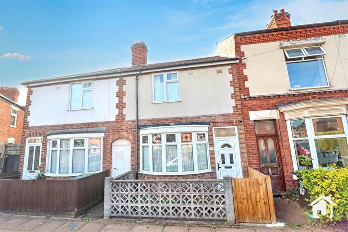 3 Bedroom Town House For Sale In Lothair Road, Leicester, Leicestershire, LE2